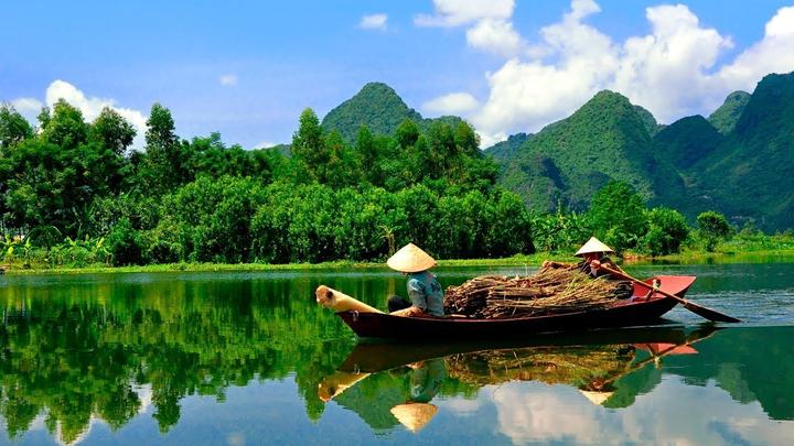 Nội dung: Trong mùa hè nóng bỏng, xu hướng 