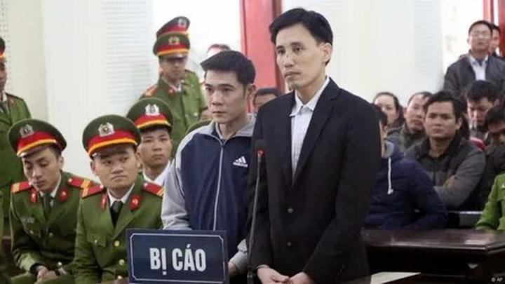 Tiêm vắc-xin 6 trong 1 cho - Cảm hứng video marketing từ Hotspot Matrix